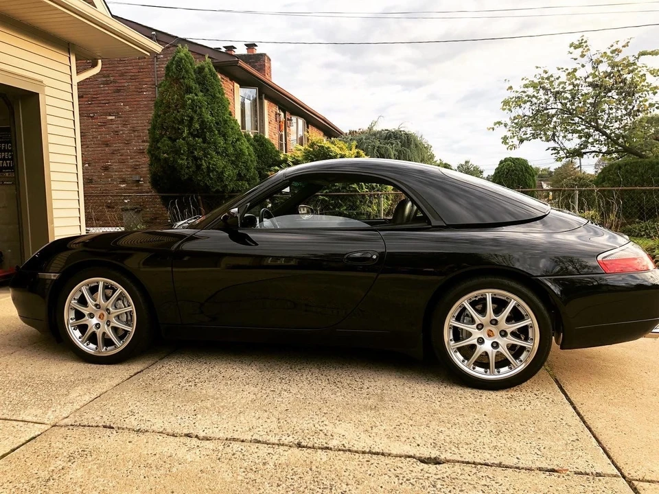 2001 Porsche 996 Carrera 4 - Image 6 of 13