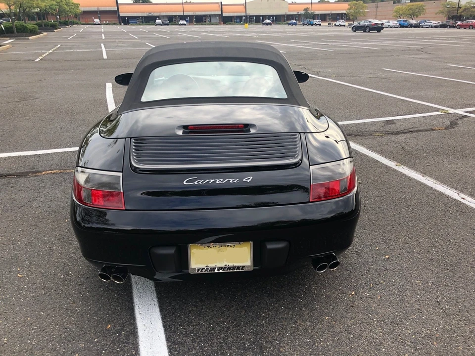 2001 Porsche 996 Carrera 4 - Image 3 of 13