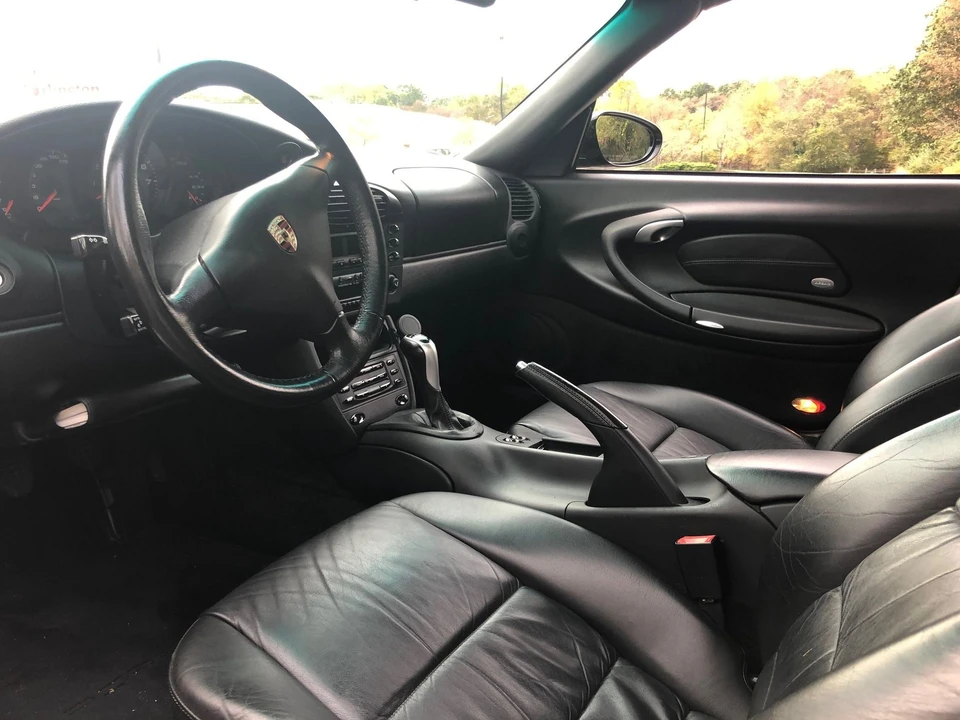 2001 Porsche 996 Carrera 4 - Image 7 of 13