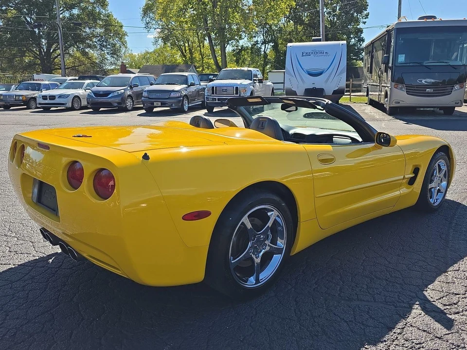 2001 Chevrolet Corvette C5 - Image 2 of 12