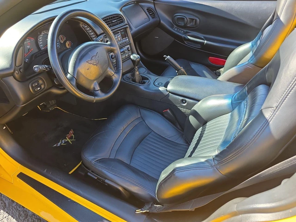 2001 Chevrolet Corvette C5 - Image 4 of 12