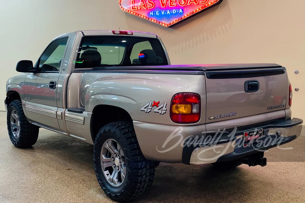 2001 Chevrolet C/K 4th Gen - Image 2 of 4