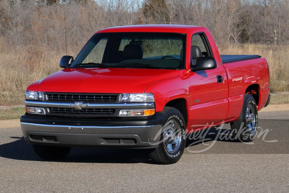 2001 Chevrolet Silverado 1st Gen - Image 5 of 11
