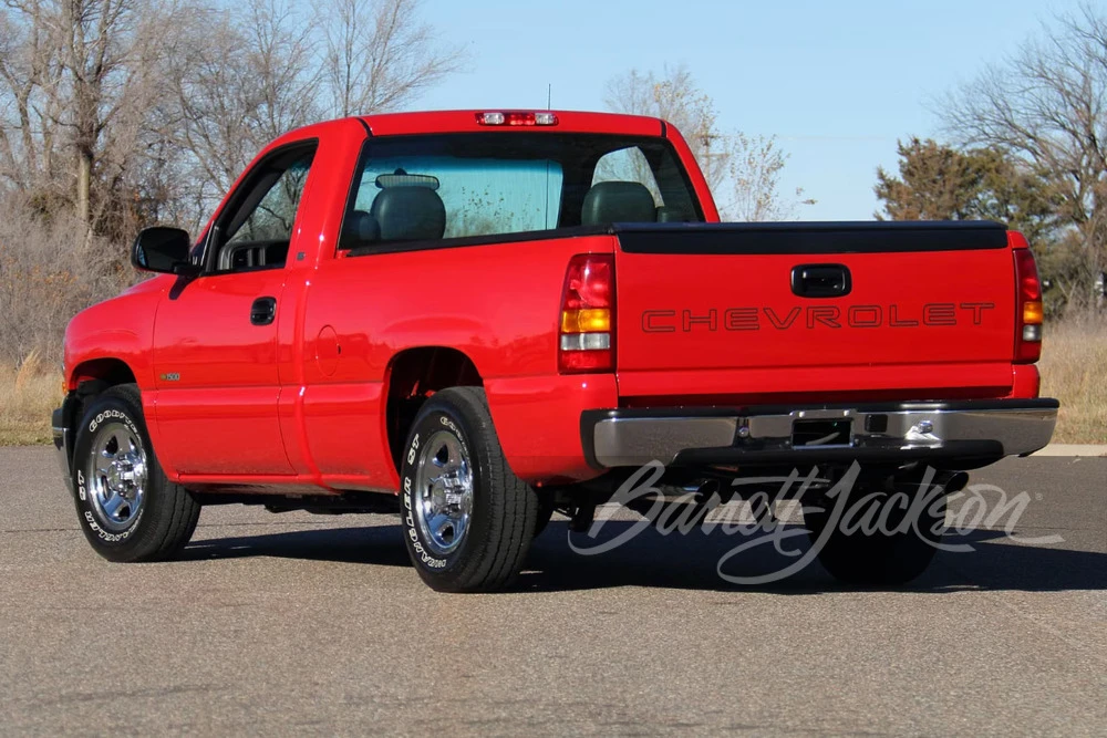 2001 Chevrolet Silverado 1st Gen - Image 9 of 11