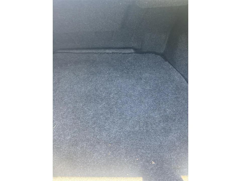 2001 Cadillac CTS - Image 16 of 27
