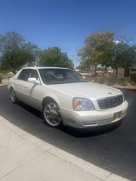 2001 Cadillac DeVille 8th Gen - Image 2 of 10