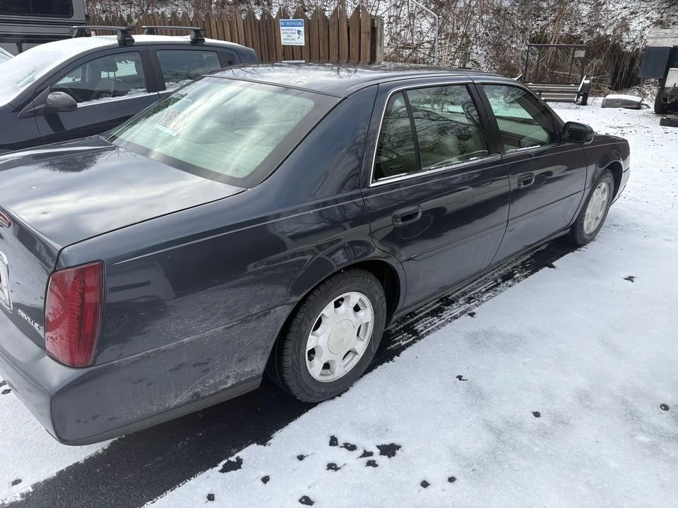 2001 Cadillac DeVille 8th Gen - Image 2 of 17