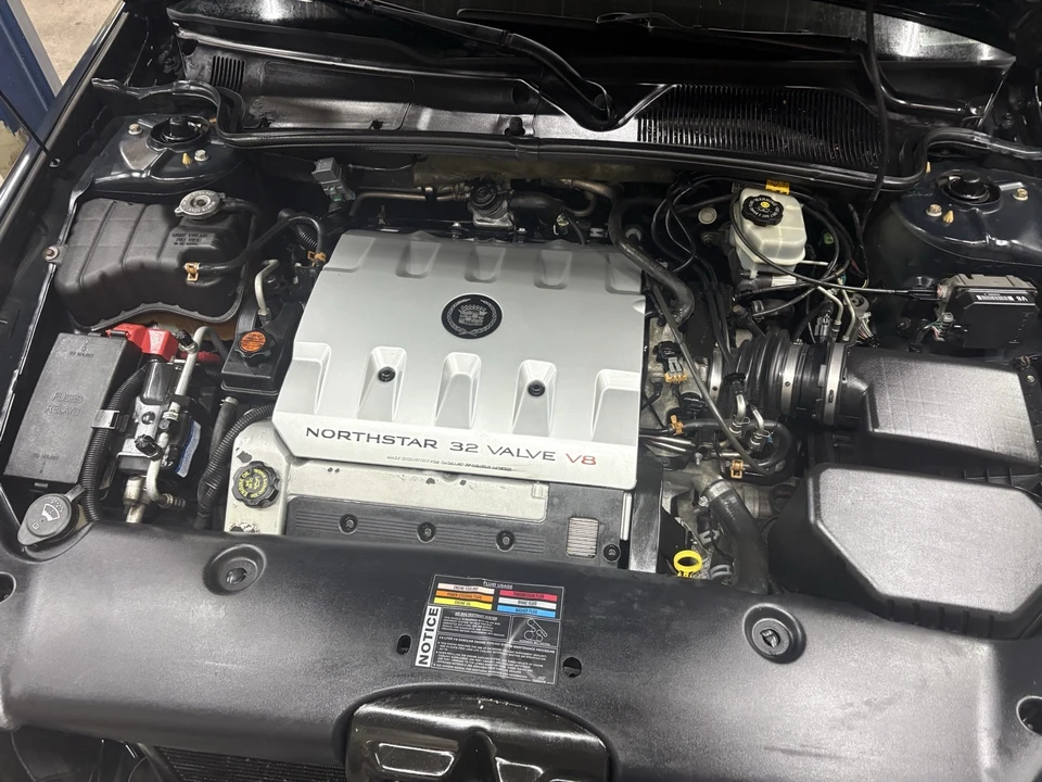 2001 Cadillac DeVille 8th Gen - Image 15 of 20
