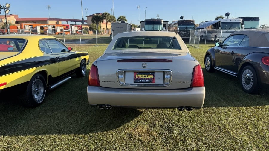 2001 Cadillac DeVille 8th Gen - Image 4 of 9
