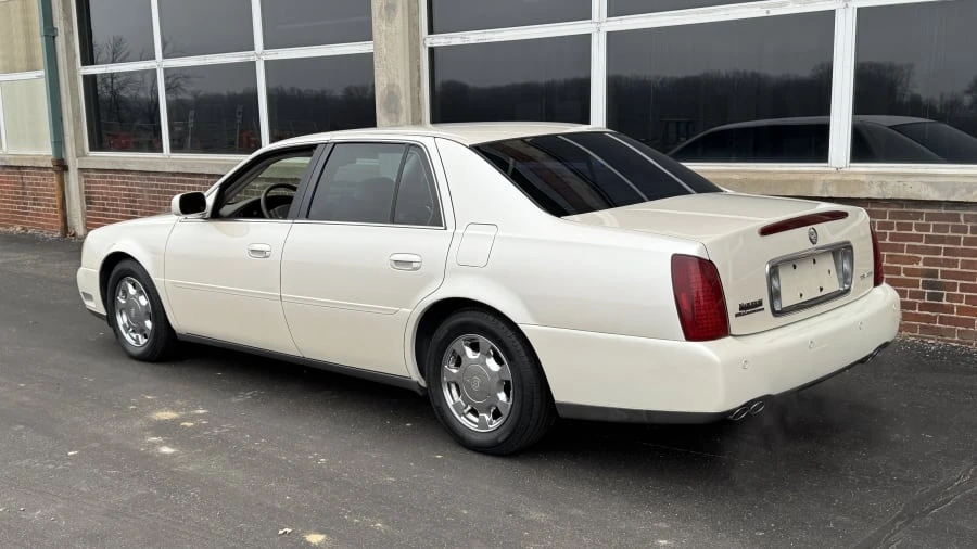 2001 Cadillac DeVille 8th Gen - Image 3 of 11