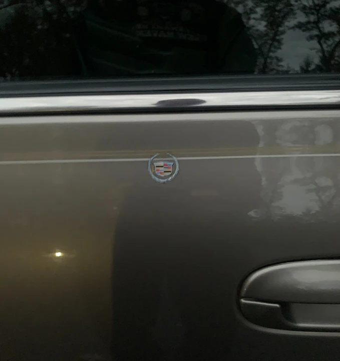 2001 Cadillac DeVille 8th Gen - Image 11 of 16