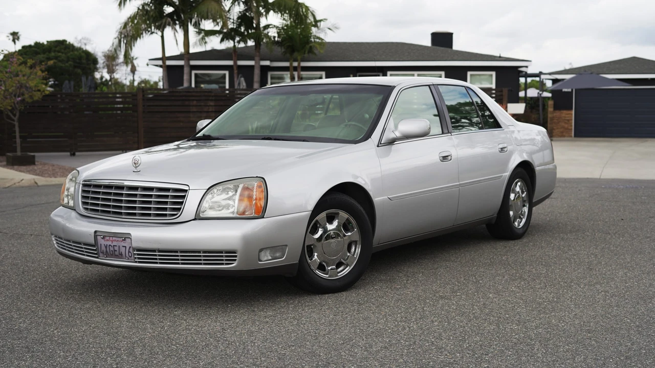 2001 Cadillac DeVille 8th Gen - Image 6 of 31