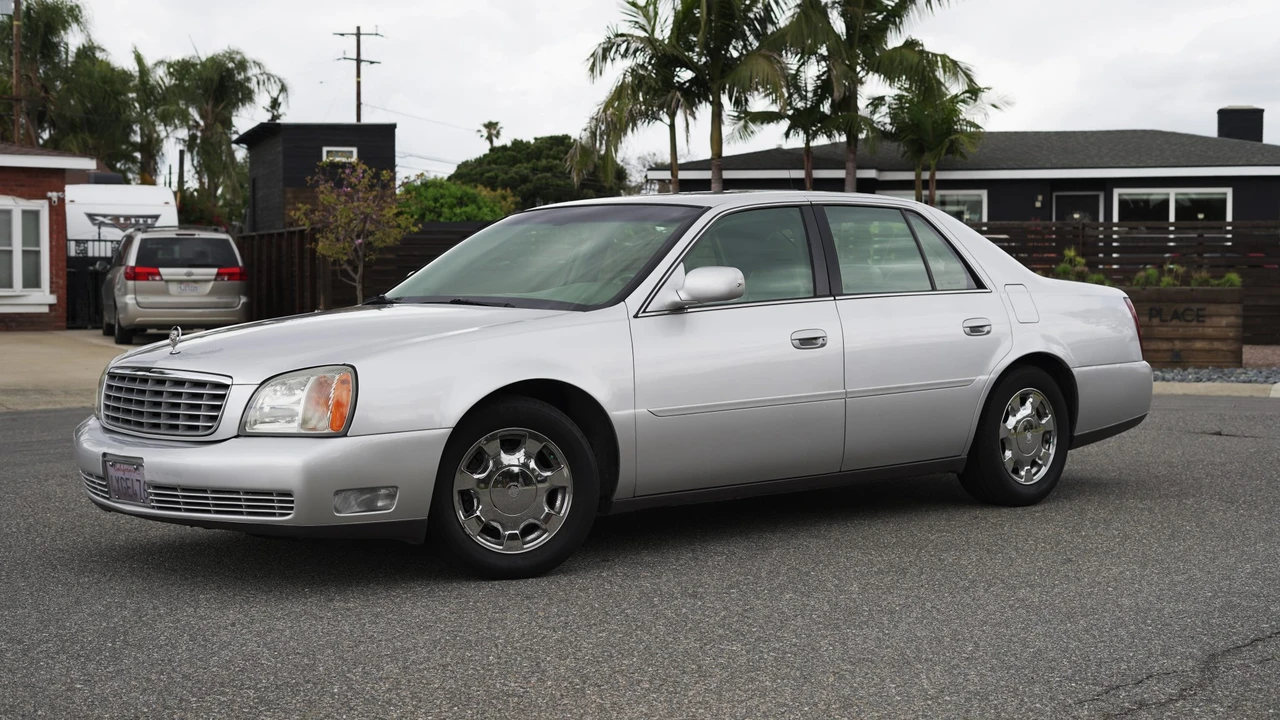 2001 Cadillac DeVille 8th Gen - Image 9 of 31