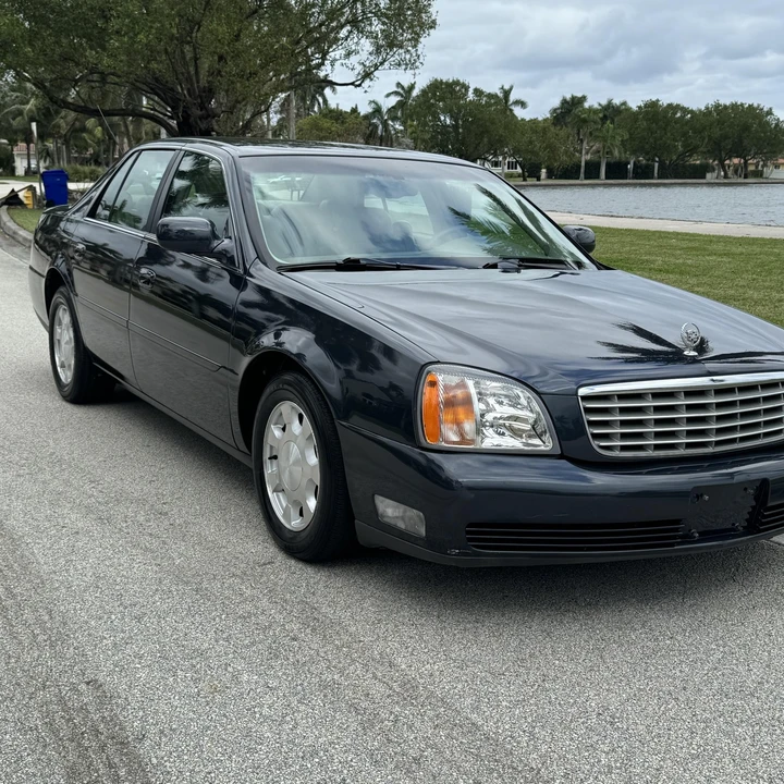 2001 Cadillac DeVille 8th Gen - Image 3 of 12
