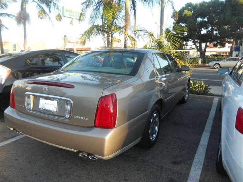 2001 Cadillac DeVille 8th Gen - Image 5 of 8