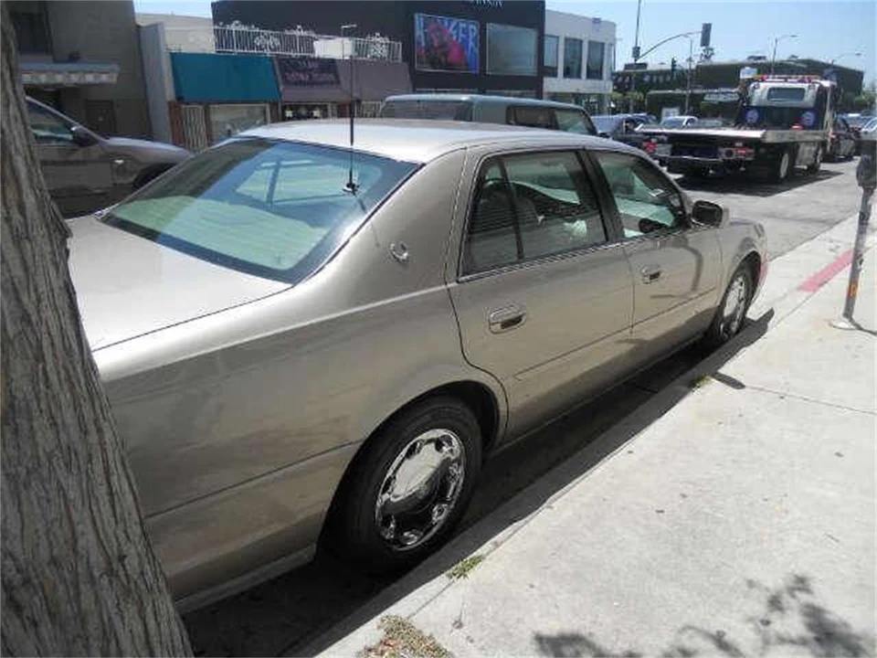 2001 Cadillac DeVille 8th Gen - Image 6 of 8