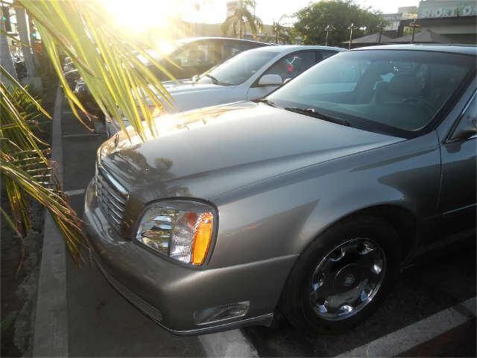 2001 Cadillac DeVille 8th Gen - Image 3 of 8