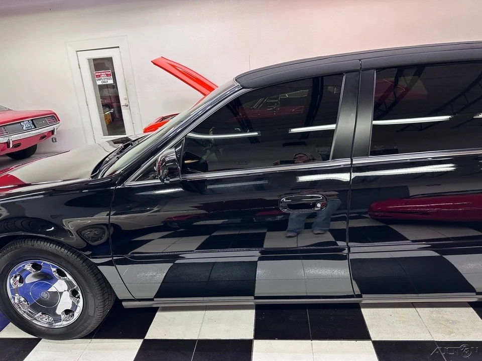 2001 Cadillac DeVille 8th Gen - Image 12 of 21