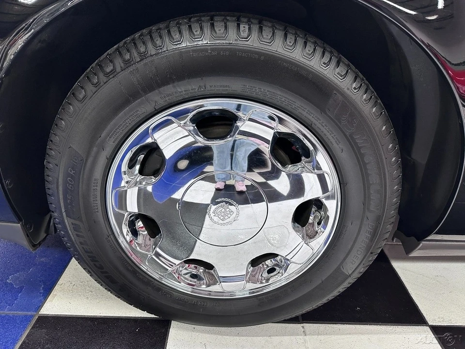 2001 Cadillac DeVille 8th Gen - Image 11 of 21