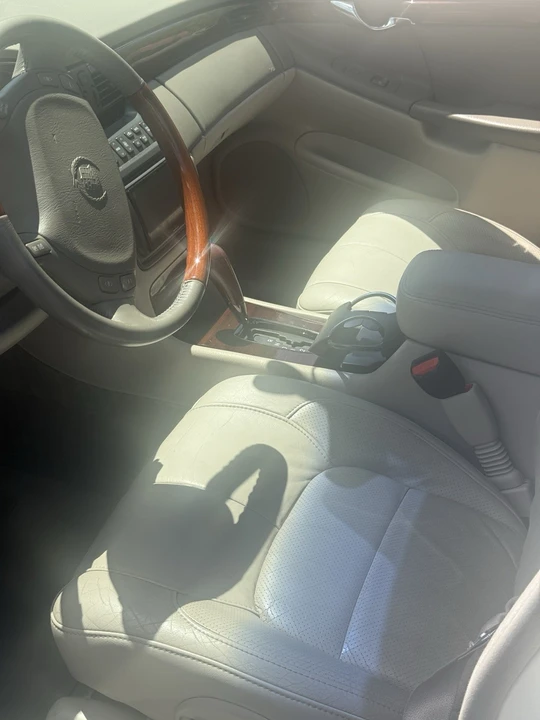 2001 Cadillac DeVille 8th Gen - Image 6 of 17