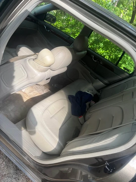 2001 Cadillac DeVille 8th Gen - Image 7 of 8