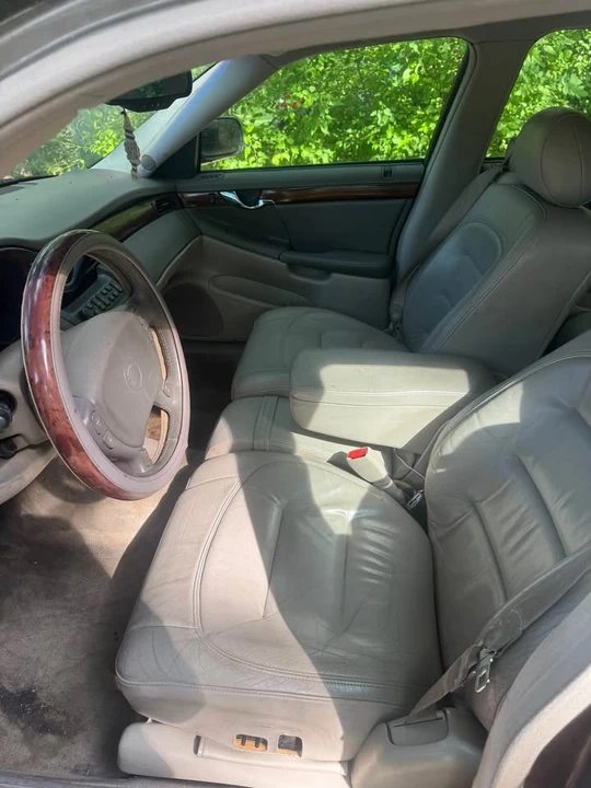 2001 Cadillac DeVille 8th Gen - Image 6 of 8