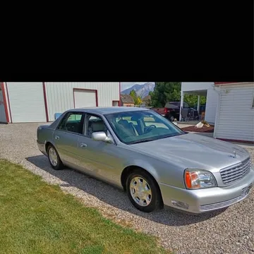 2001 Cadillac DeVille Sedan 4D