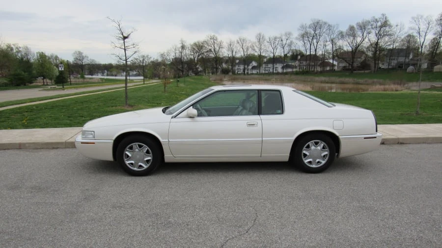2001 Cadillac Eldorado 12th Gen - Image 2 of 7