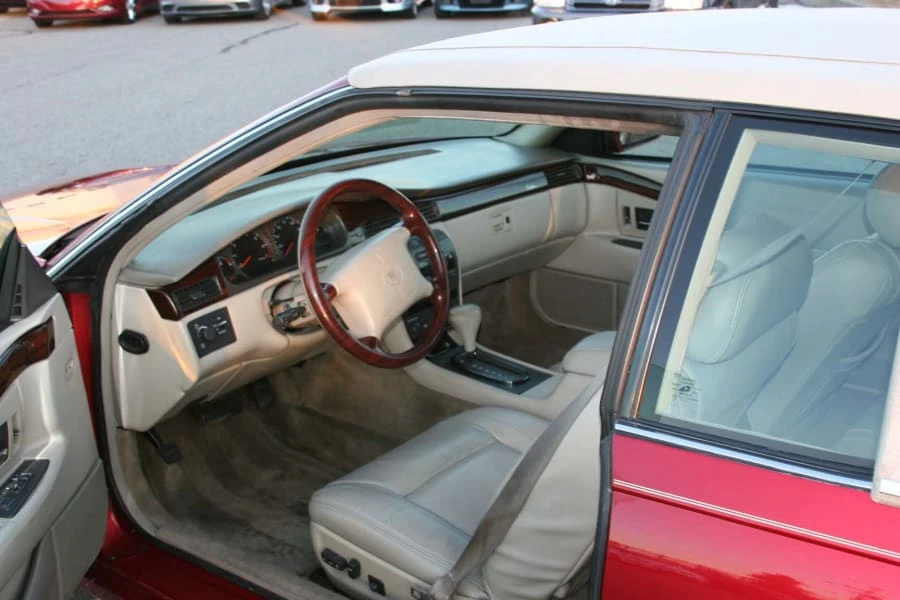 2001 Cadillac Eldorado 12th Gen - Image 2 of 5