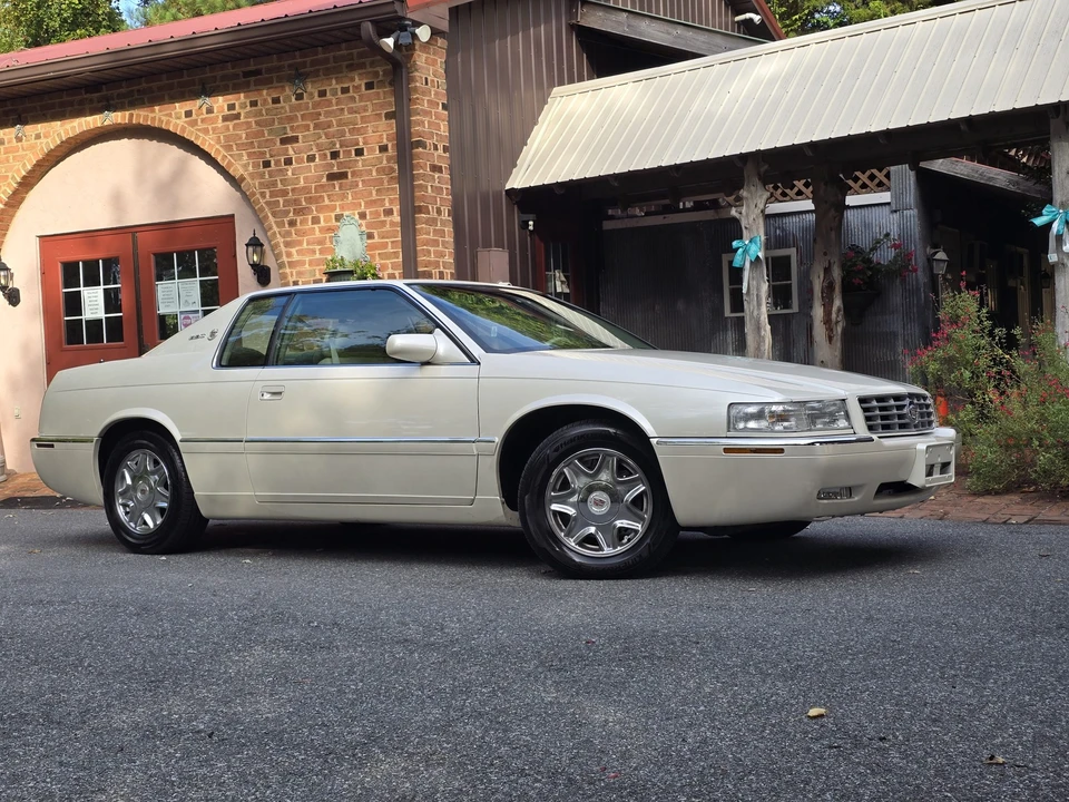 2001 Cadillac Eldorado 12th Gen - Image 21 of 31
