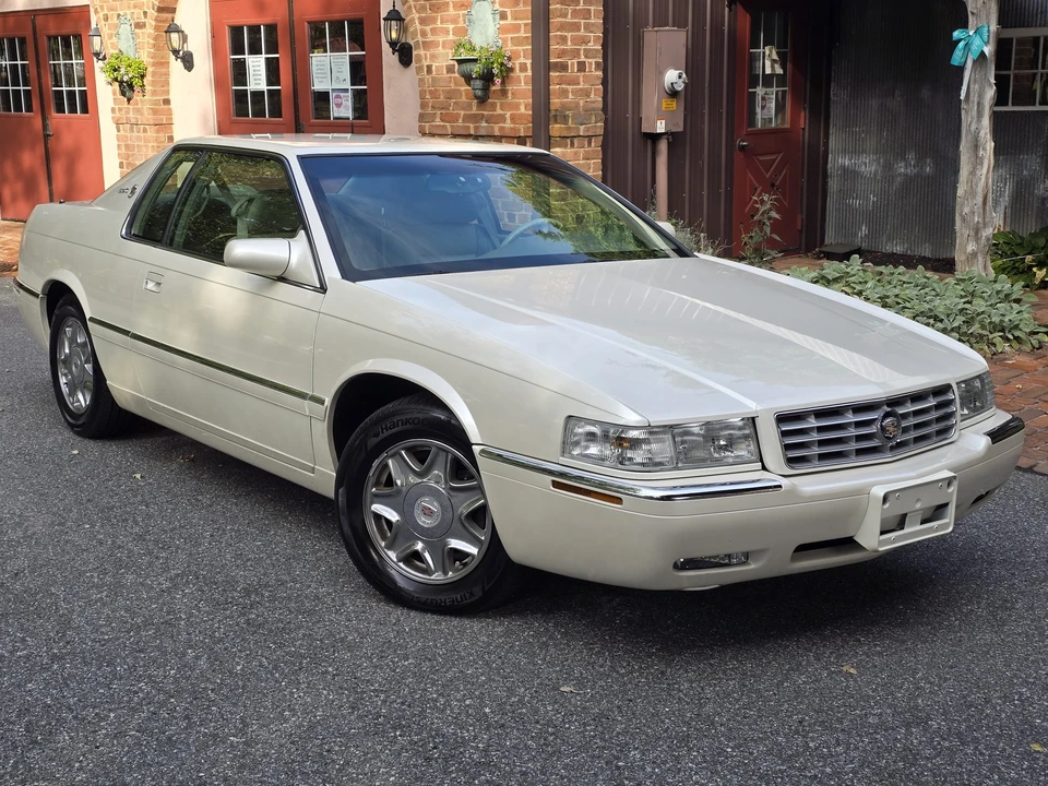 2001 Cadillac Eldorado 12th Gen - Image 19 of 31