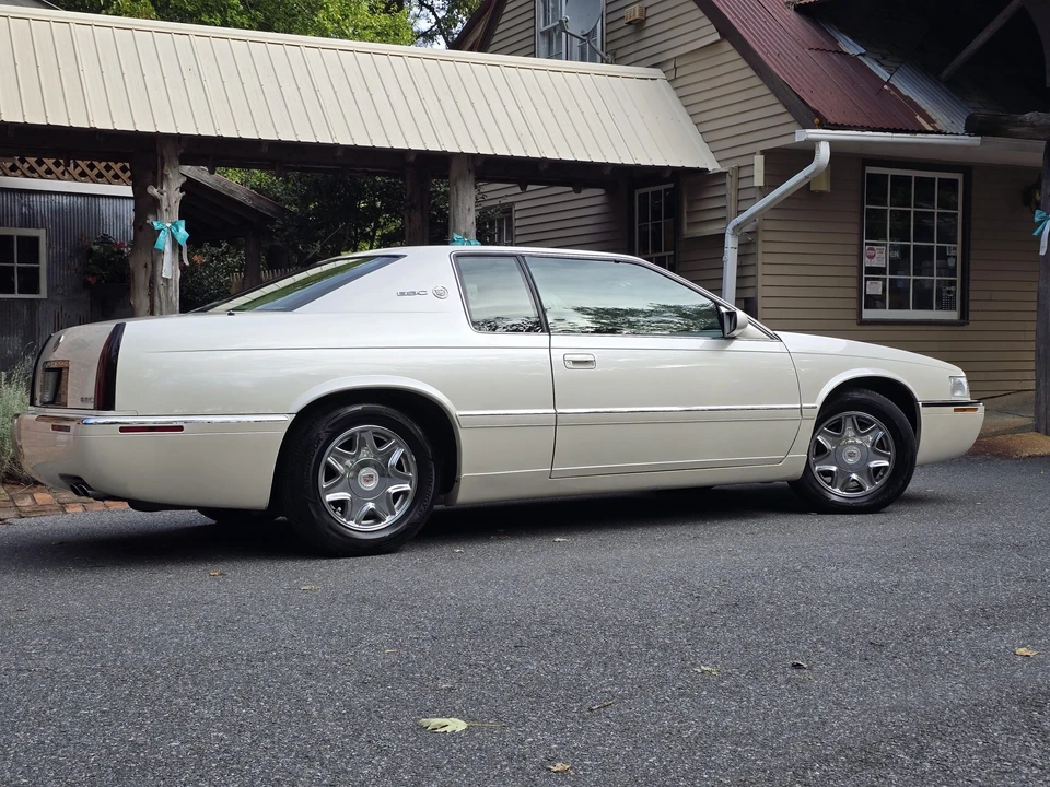 2001 Cadillac Eldorado 12th Gen - Image 23 of 31