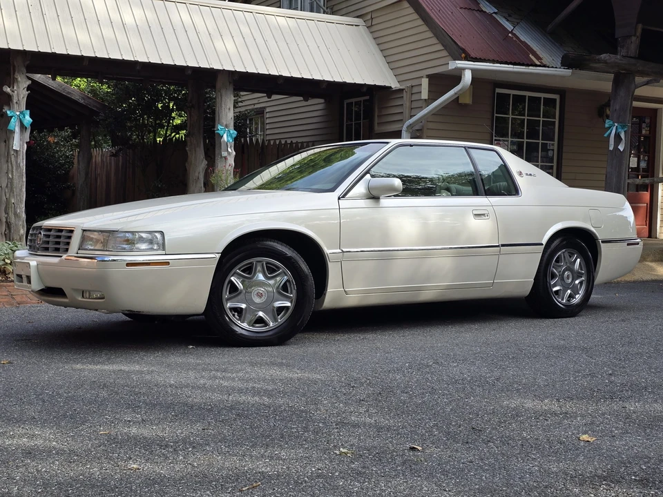 2001 Cadillac Eldorado 12th Gen - Image 2 of 31