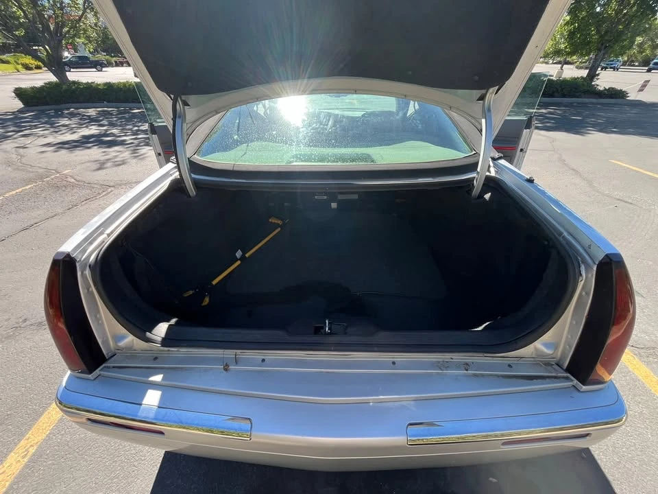 2001 Cadillac Eldorado 12th Gen - Image 15 of 18
