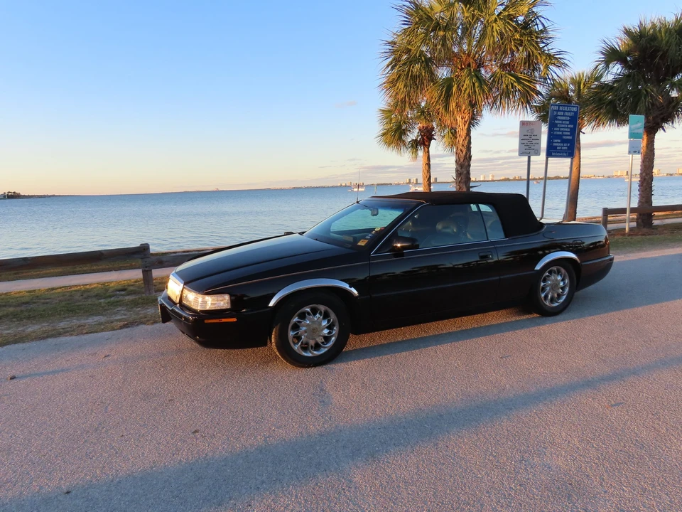 2001 Cadillac Eldorado 12th Gen - Image 26 of 31