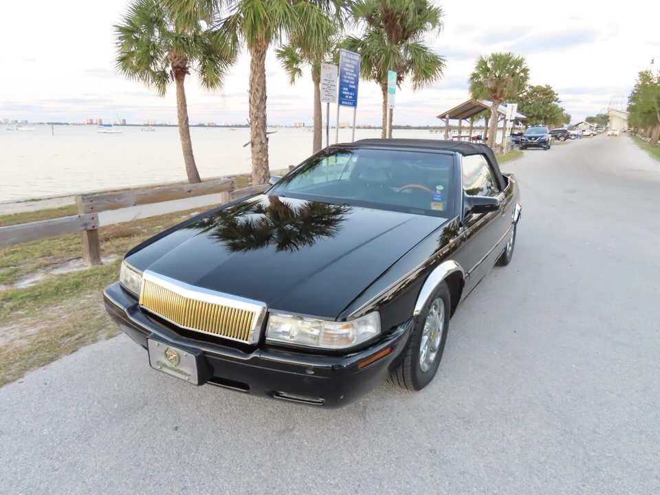 2001 Cadillac Eldorado 12th Gen - Image 5 of 31