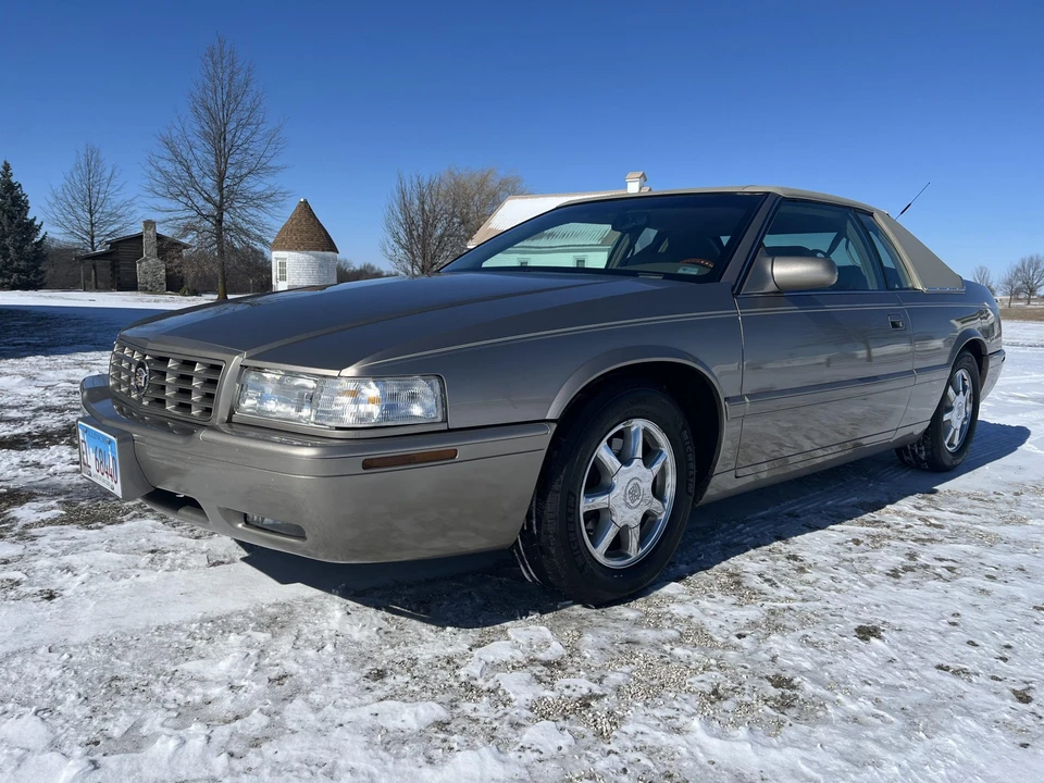 2001 Cadillac Eldorado 12th Gen - Image 4 of 31