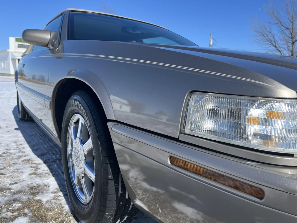 2001 Cadillac Eldorado 12th Gen - Image 29 of 31