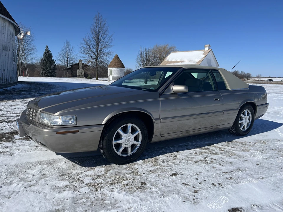 2001 Cadillac Eldorado 12th Gen - Image 2 of 31