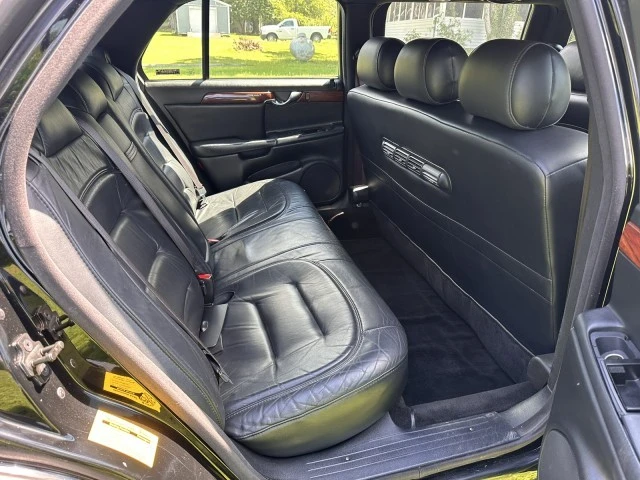 2001 Cadillac DeVille 8th Gen - Image 13 of 17