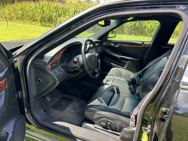 2001 Cadillac DeVille 8th Gen - Image 9 of 17