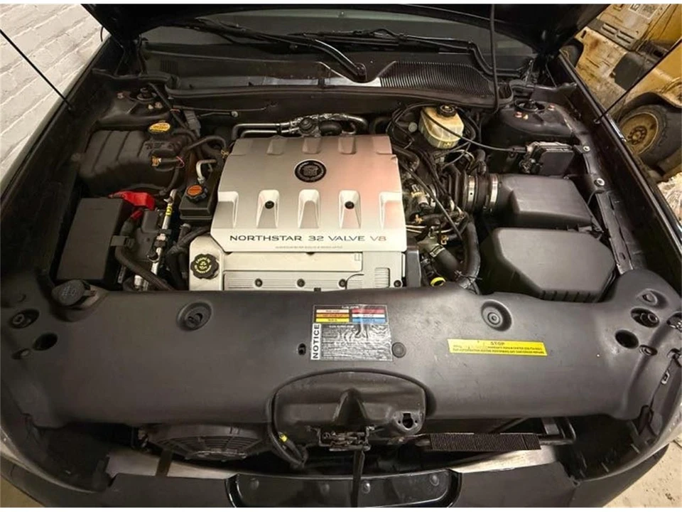2001 Cadillac Fleetwood - Image 6 of 16