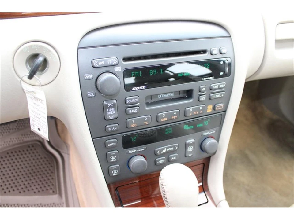 2001 Cadillac Seville - Image 19 of 22