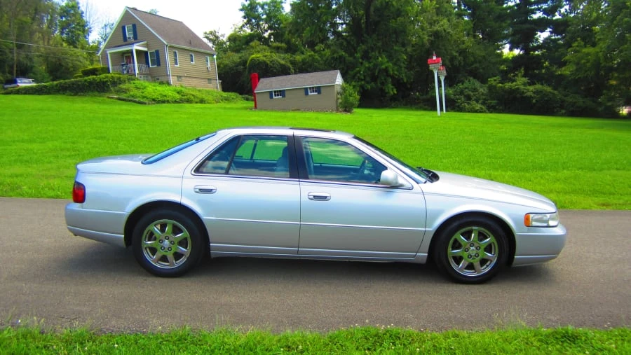 2001 Cadillac Seville - Image 2 of 8