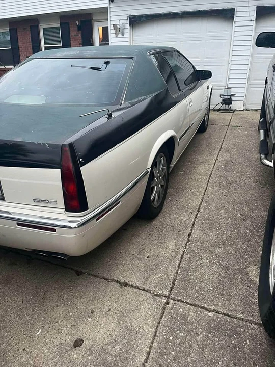 2001 Cadillac Catera - Image 5 of 7