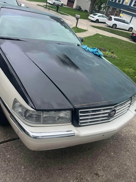 2001 Cadillac Catera - Image 2 of 7
