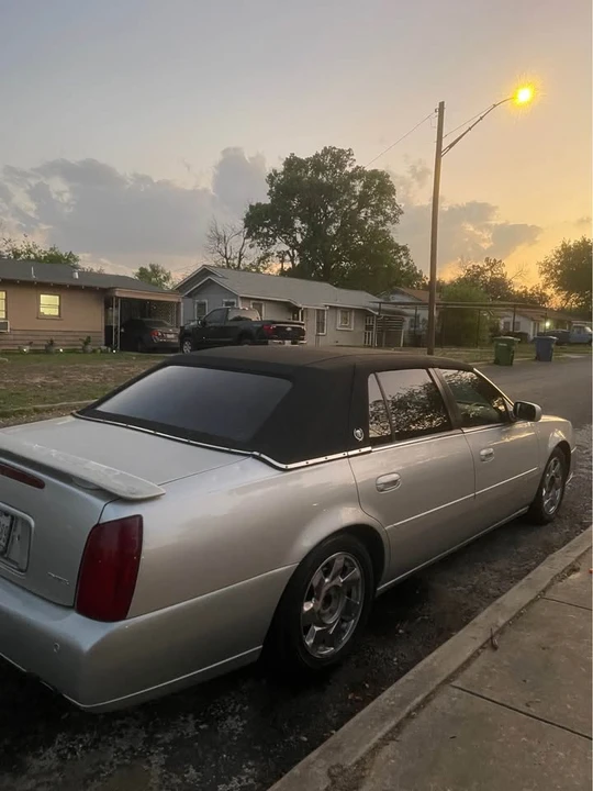 2001 Cadillac DeVille 8th Gen - Image 4 of 10