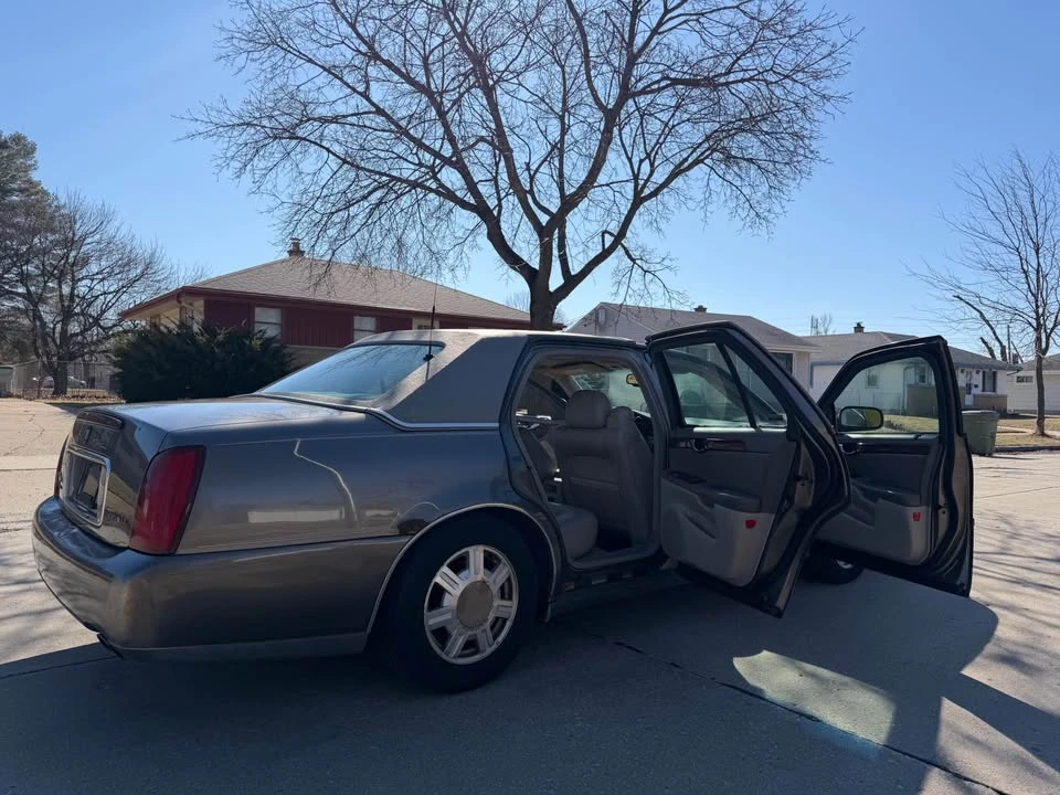 2001 Cadillac DeVille 8th Gen - Image 12 of 12
