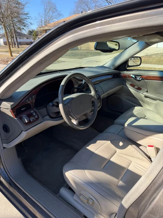 2001 Cadillac DeVille 8th Gen - Image 6 of 12
