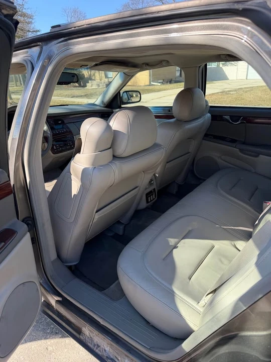 2001 Cadillac DeVille 8th Gen - Image 7 of 12